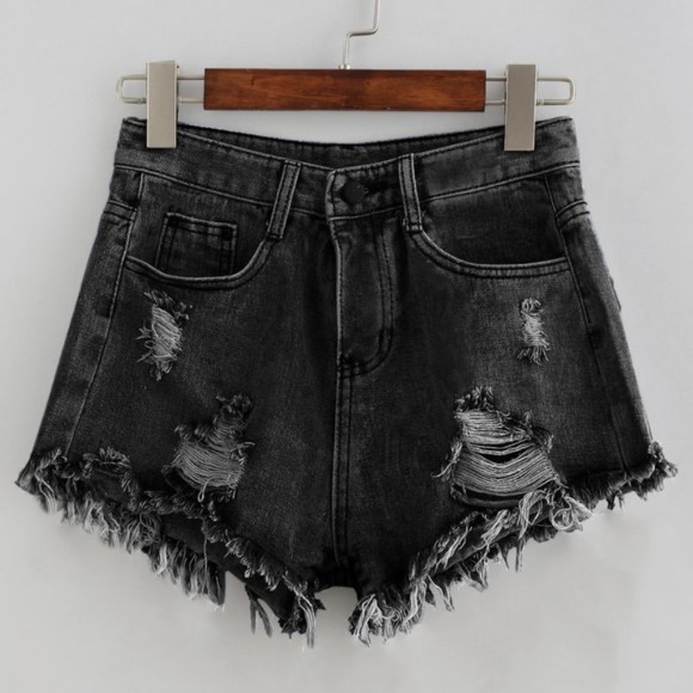 Distressed Frayed hem Denim shorts Black